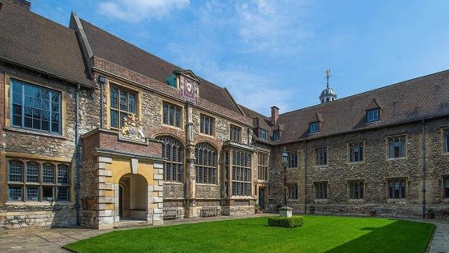 Heritage Excellence at The Charterhouse: Ensuring Compliance and Craftsmanship Beside Curators